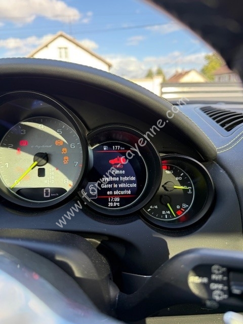 pb hybrid 2025.jpg