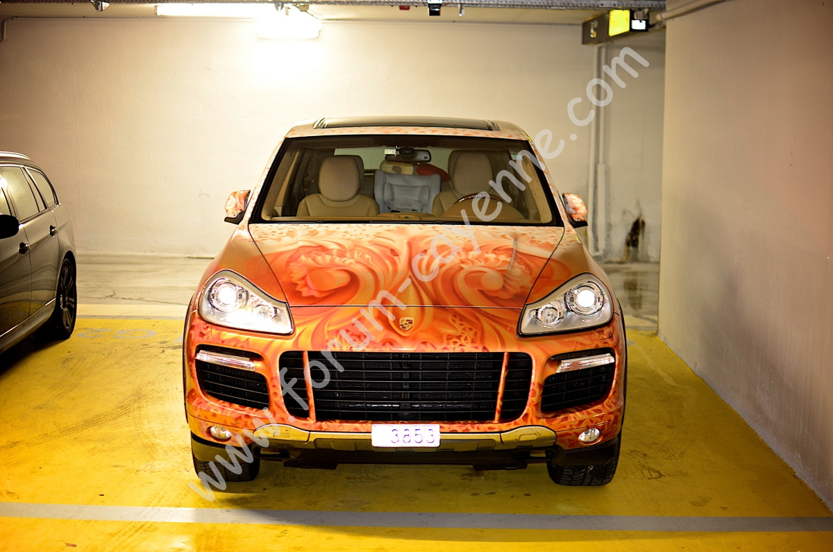 porsche-cayenne-handpaintingc2a9le-tone-4.jpg