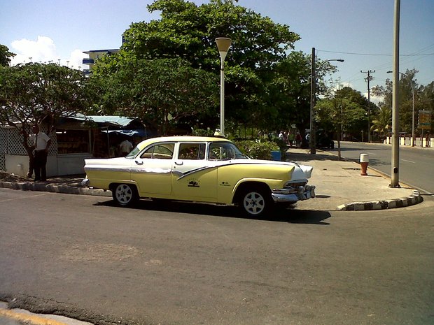 IMG00010-20110302-1740 cuba.jpg