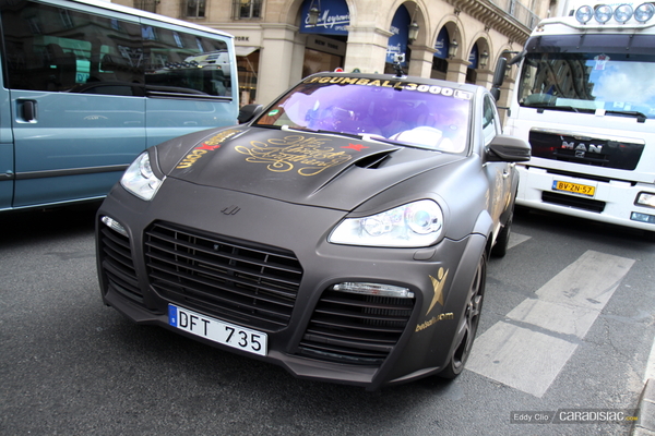 S7-Le-Gumball-3000-faisait-etape-hier-soir-a-Paris-Caradisiac-y-etait-225307.jpg