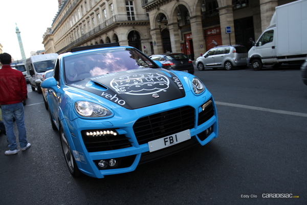 S7-Le-Gumball-3000-faisait-etape-hier-soir-a-Paris-Caradisiac-y-etait-225297.jpg