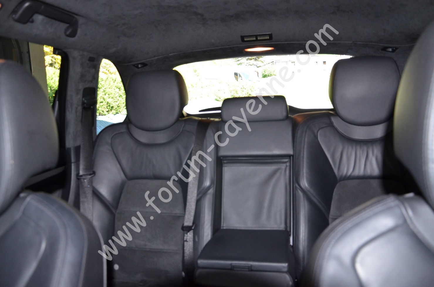 interieur cayenne 2.JPG
