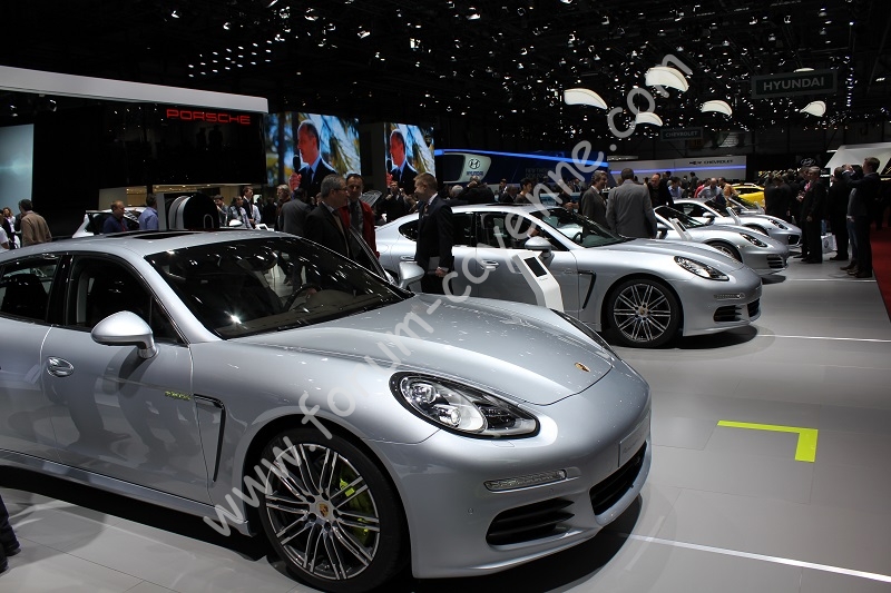 Porsche Stand.JPG