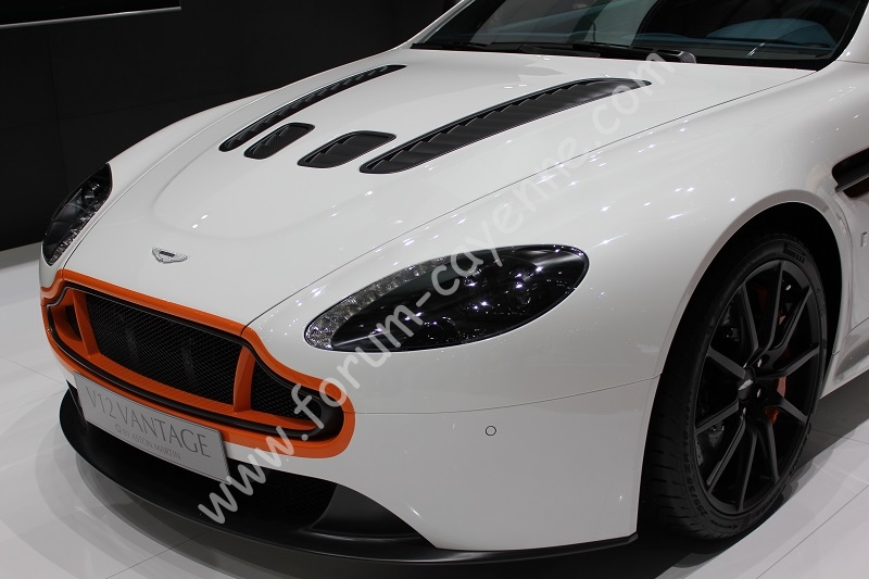 Aston Vantage S (2).JPG