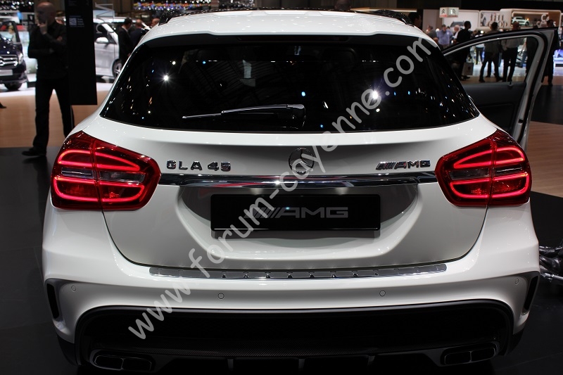 Mercedes GLA 45 AMG (3).JPG