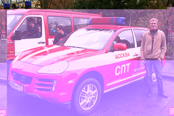2864653955-des-pompiers-en-porsche-cayenne.jpg