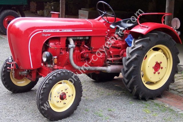 Porsche_Traktor_Diesel_Super.jpg