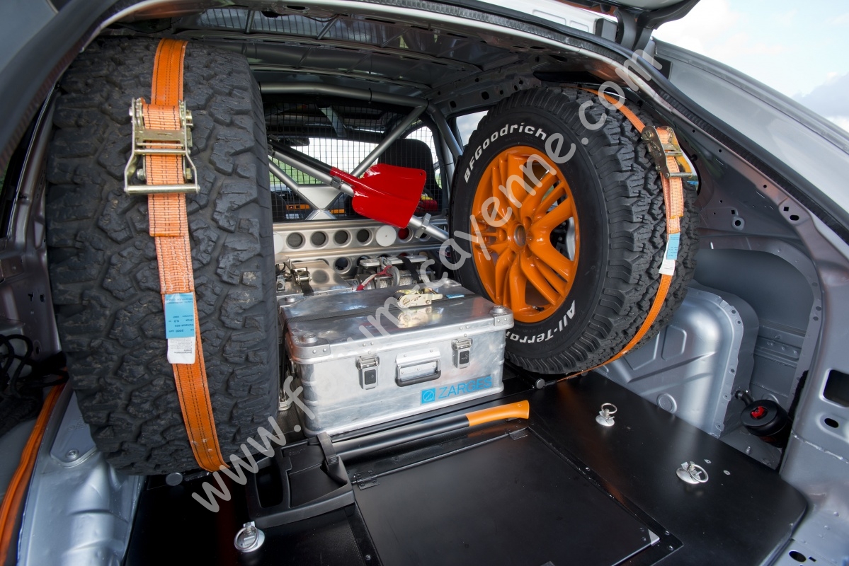 911pw_cayenne_019.jpg