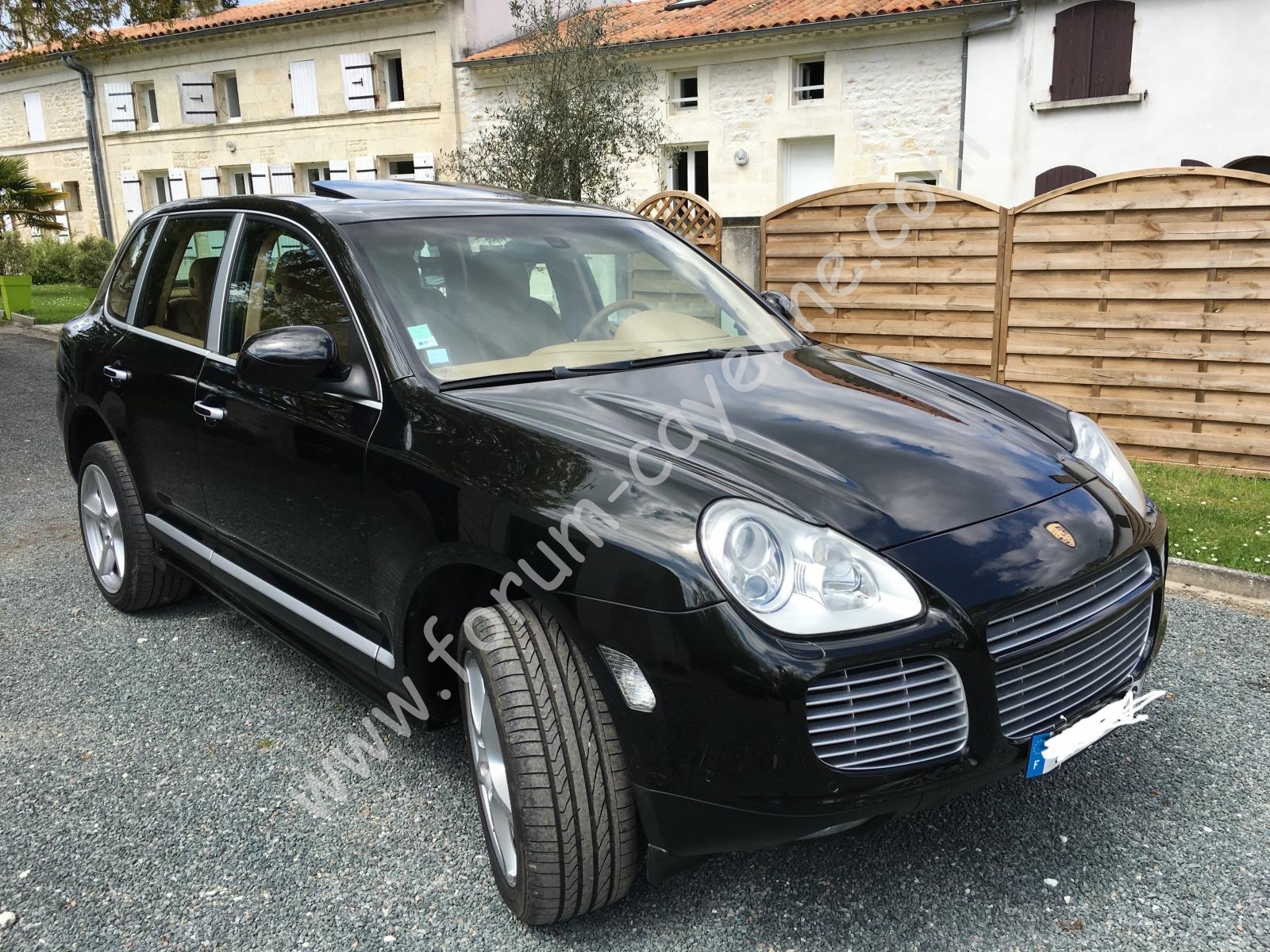 porsche1.jpg