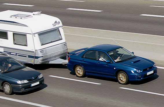 drax_2306200205_caravane-subaru.jpg