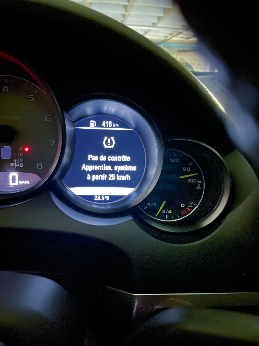 PNEUS CAYENNE PB PRESSION-6996.jpg