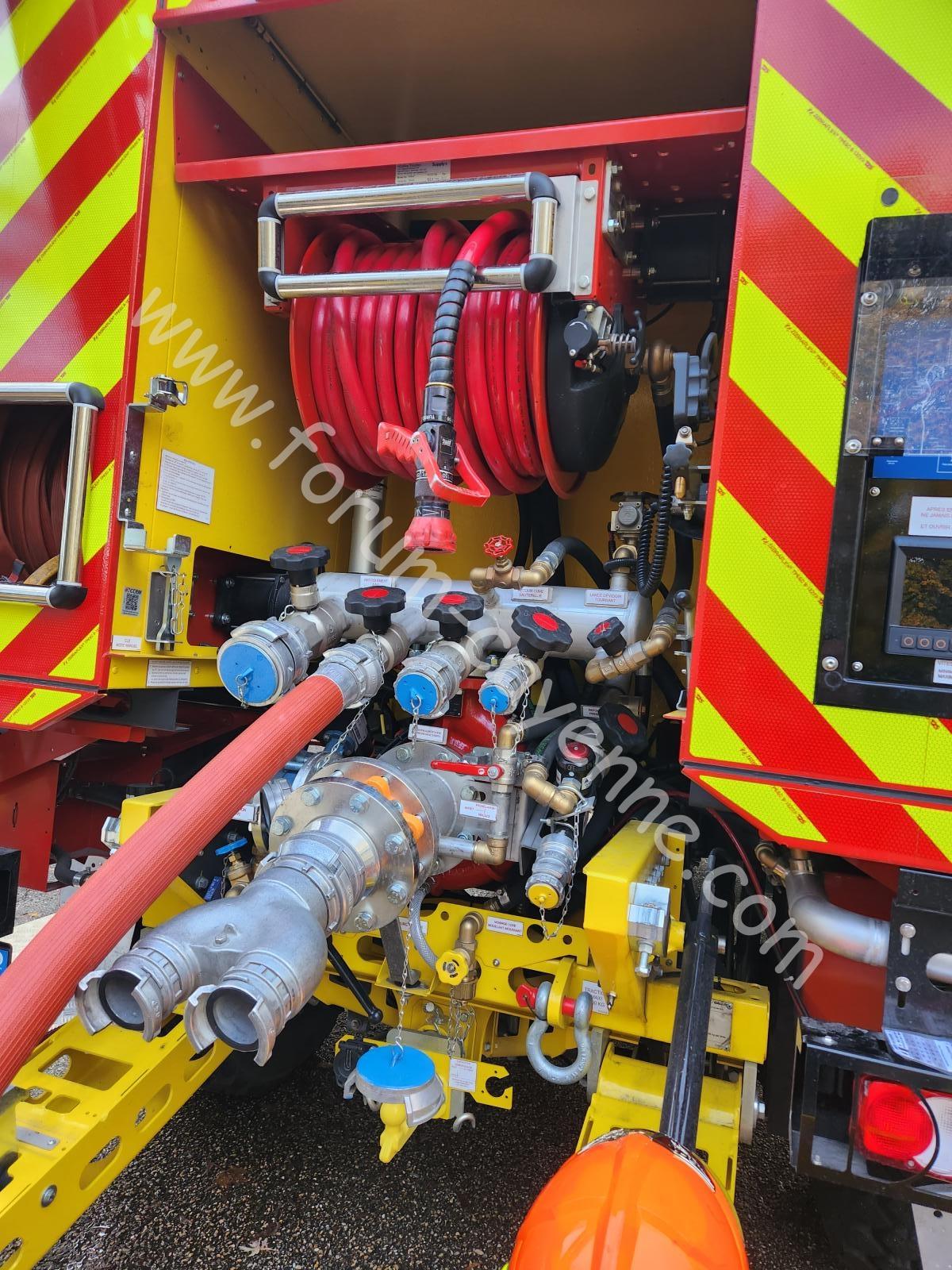 pompiers.jpg pompiers.jpg